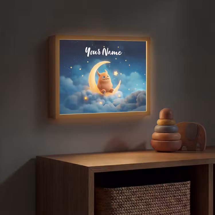 Knuffel - Monster - Maan - Wolken Light Box met batterij (Wandlamp kind) middel -sfeer5_kind