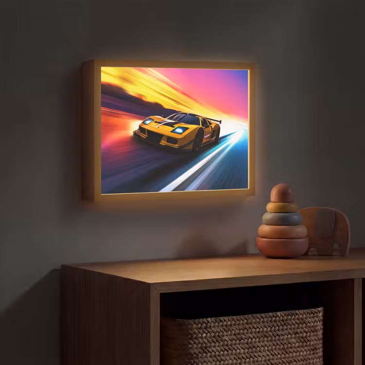Gele raceauto - Kleurrijk - Neon Light Box met batterij (Wandlamp kind) middel -sfeer5_kind