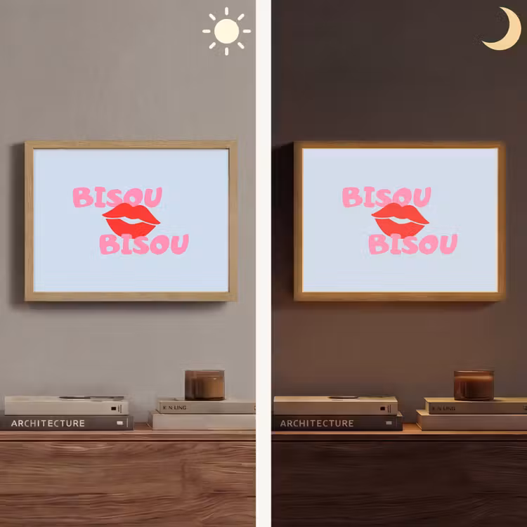 Lippen - Bisou - Blauw Light Box met batterij (Wandlamp) middel -sfeer3