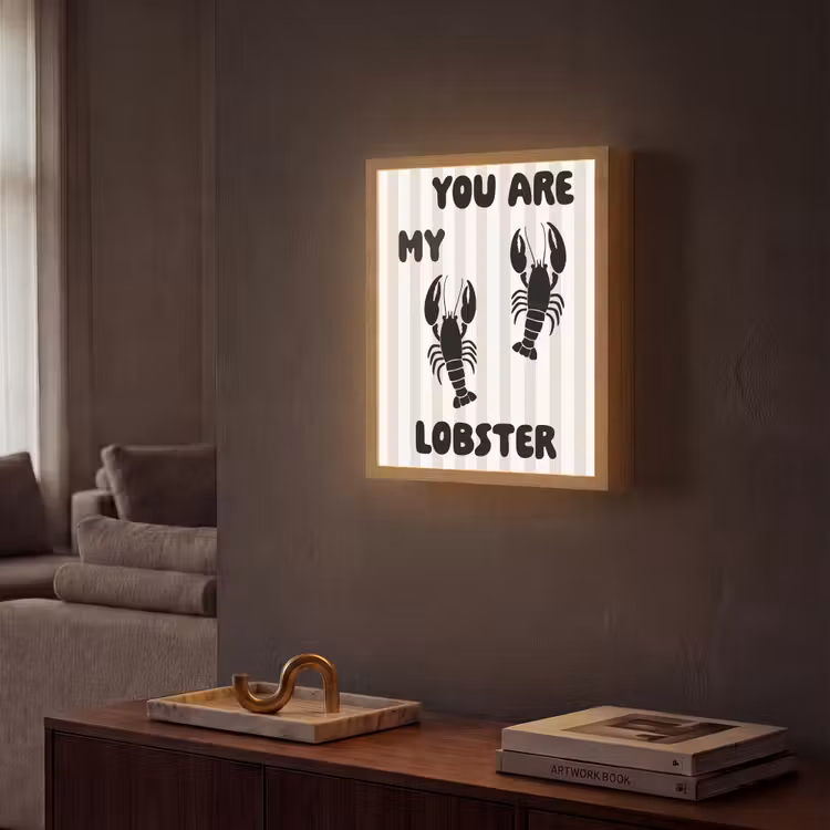 Lobster - Beige - Minimalistisch Light Box met batterij (Wandlamp) middel -sfeer1