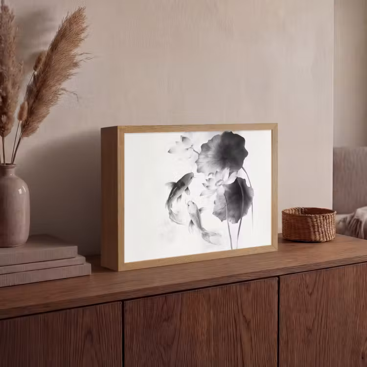 Lotusbloemen - Vissen - Bladeren - Zwart Light Box met batterij (Wandlamp) middel -sfeer2