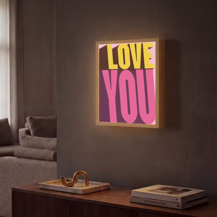 Love - Tekst - Roze - Valentijn Light Box met batterij (Wandlamp) middel -sfeer1