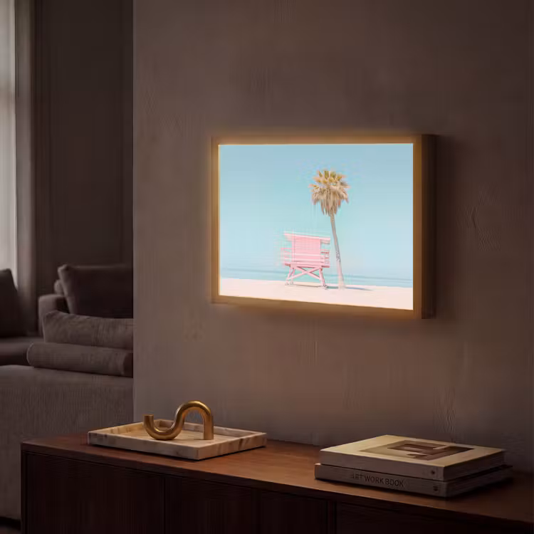 Palmboom - Strandhuis - Roze Light Box met batterij (Wandlamp) middel -sfeer1