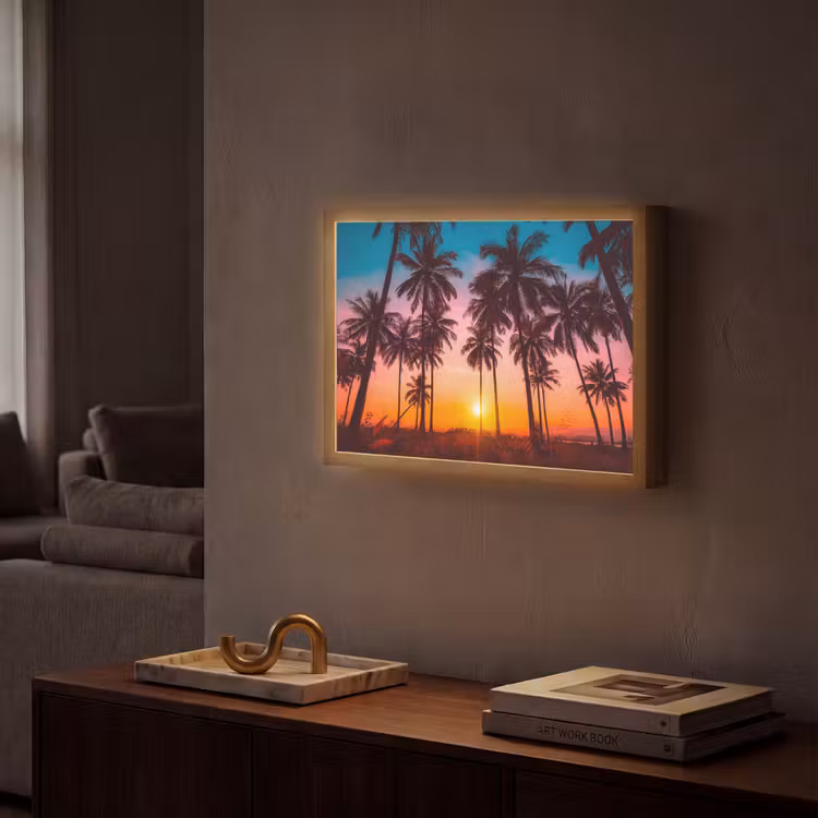 Palmboom - Zonsondergang - Horizon - Strand - Oranje - Roze Light Box met batterij (Wandlamp) middel -sfeer1
