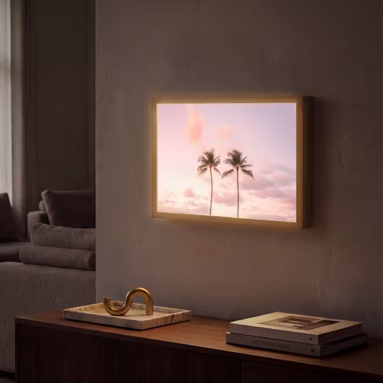 Palmbomen - Paars - Wolken - Lucht Light Box met batterij (Wandlamp) middel -sfeer1