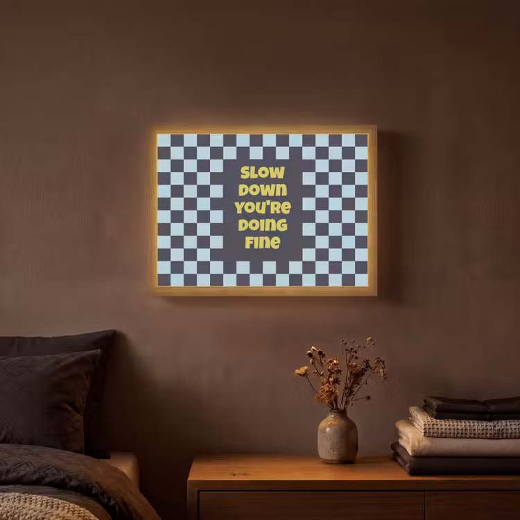 Patroon - Geblok - Blauw - Slow down you're doing fine Light Box met batterij (Wandlamp) middel -sfeer4