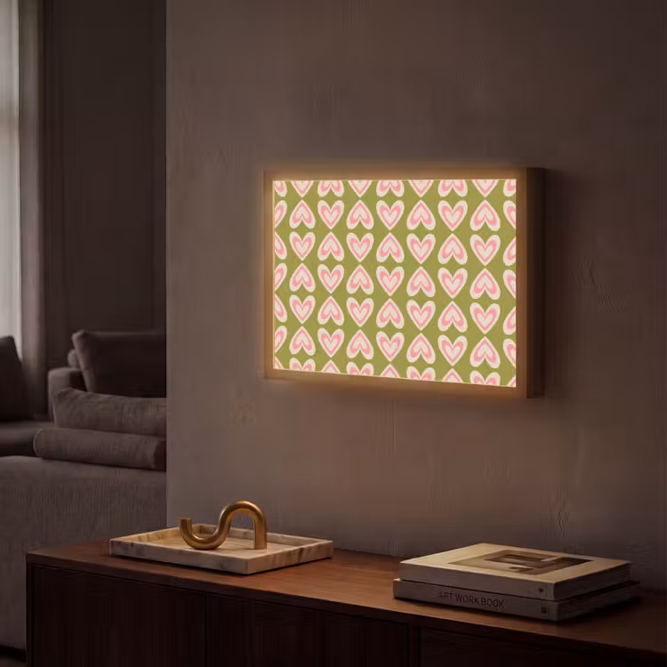 Patroon - Symmetrisch - Hartjes - Olijfgroen Light Box met batterij (Wandlamp) middel 907 -sfeer1