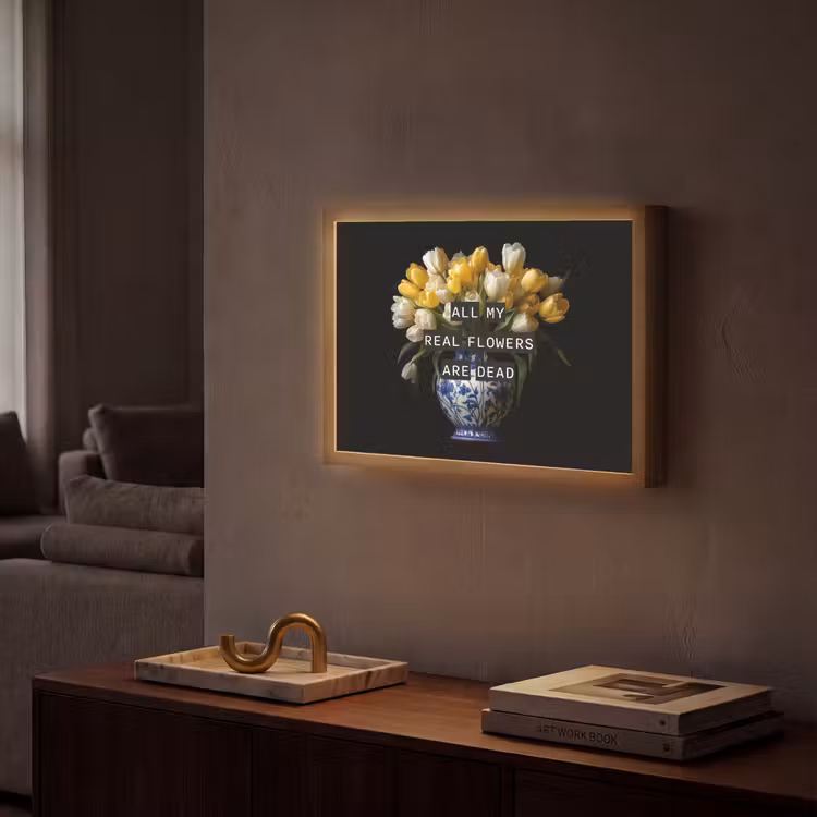Quotes - Bloem - Tulp - Geel Light Box met batterij (Wandlamp) middel -sfeer1