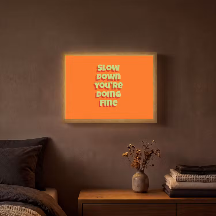 Slow down you're doing fine - Oranje - Simple Light Box met batterij (Wandlamp) middel -sfeer4