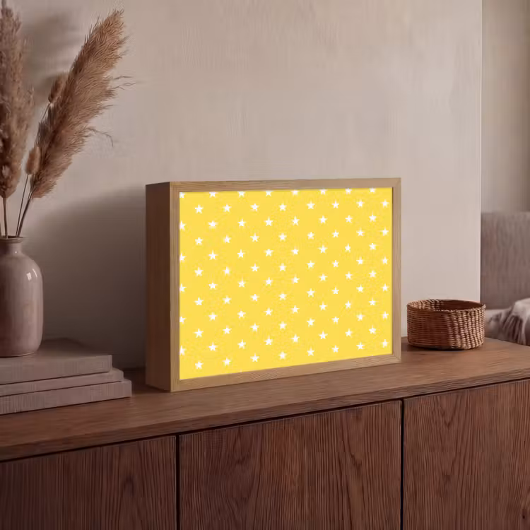 Sterren - Patroon - Minimalistisch - Geel Light Box met batterij (Wandlamp) middel 907 -sfeer2