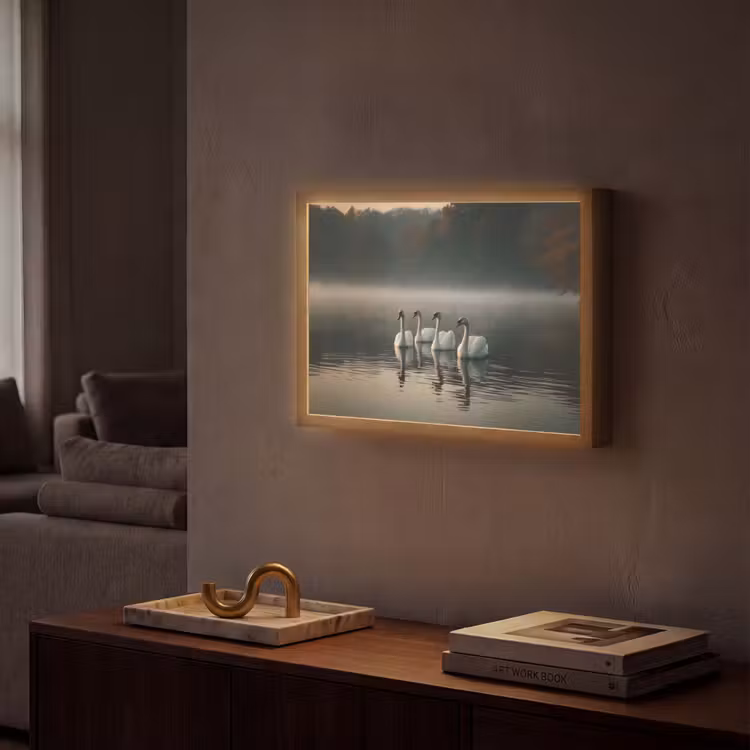 Zwanen - Wit - Water - Mist Light Box met batterij (Wandlamp) middel -sfeer1