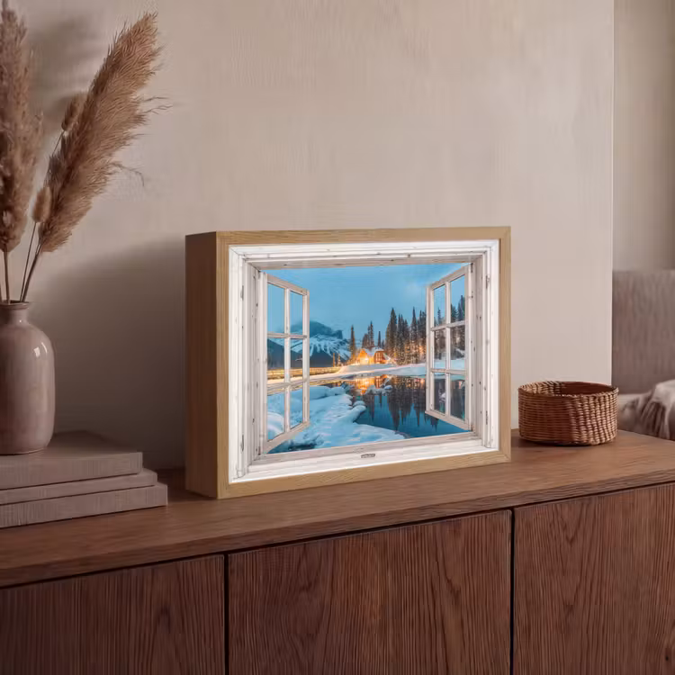 Doorkijk - Winterlandschap - Natuur - Huis - Bergen Light Box met batterij (Wandlamp) middel -sfeer2