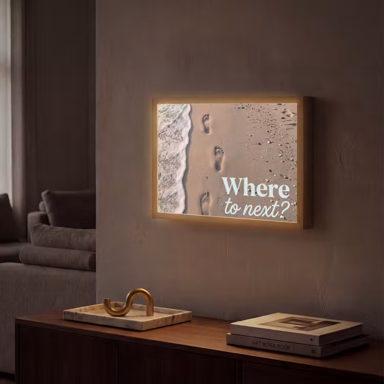 Where to next - Strand - Voetstappen Light Box met batterij (Wandlamp) middel -sfeer1