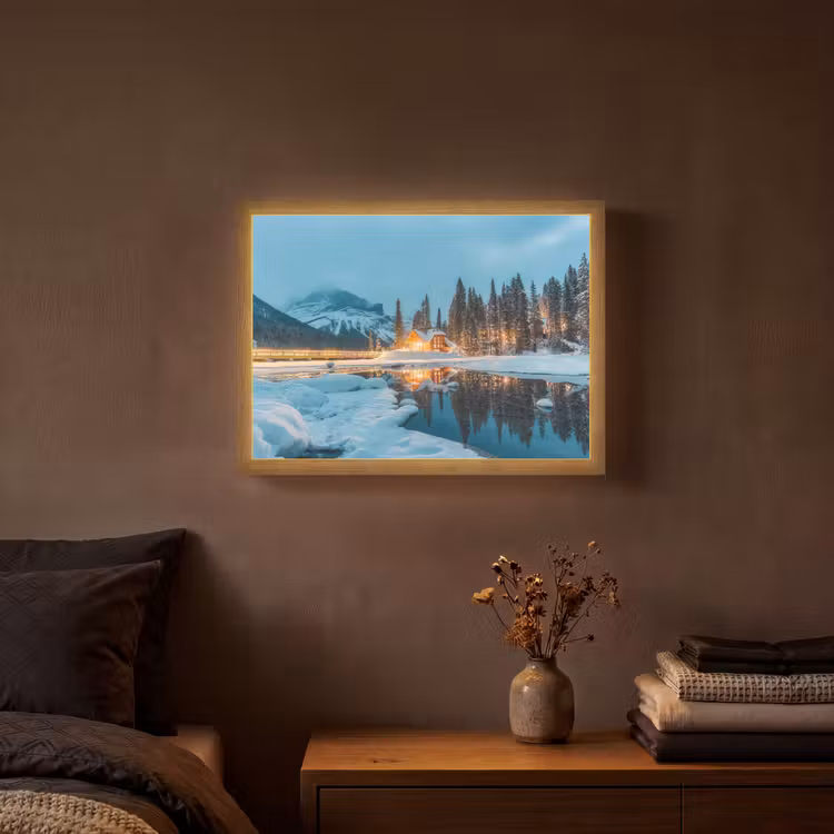 Winterlandschap - Natuur - Huis - Bergen - Sneeuw Light Box met batterij (Wandlamp) middel -sfeer4