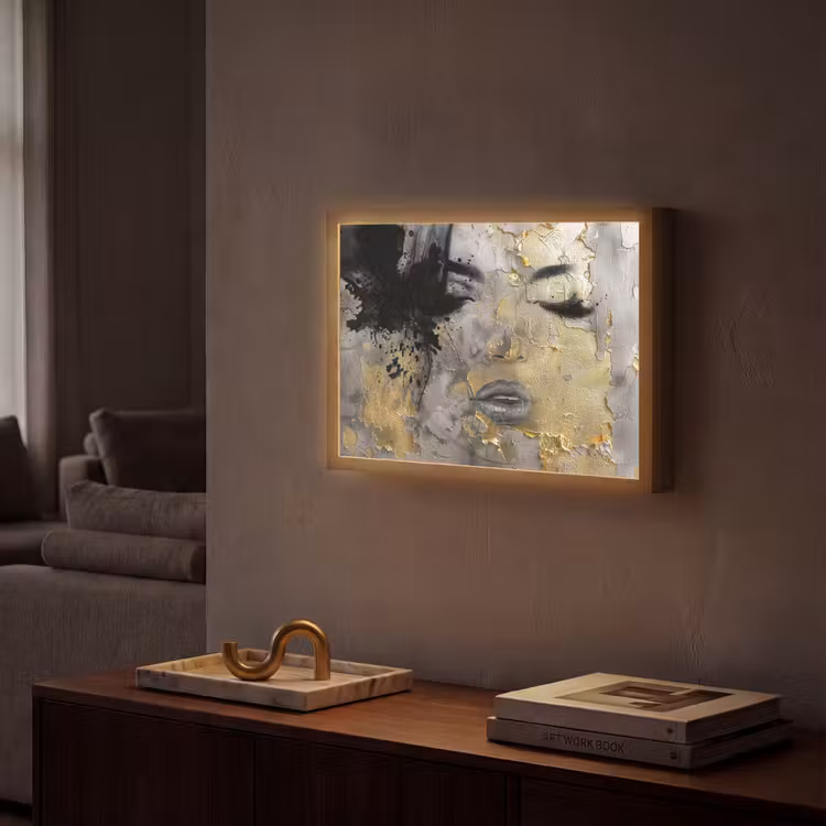 Vrouw - Kunst - Goud - Zwart Light Box met batterij (Wandlamp) middel -sfeer1