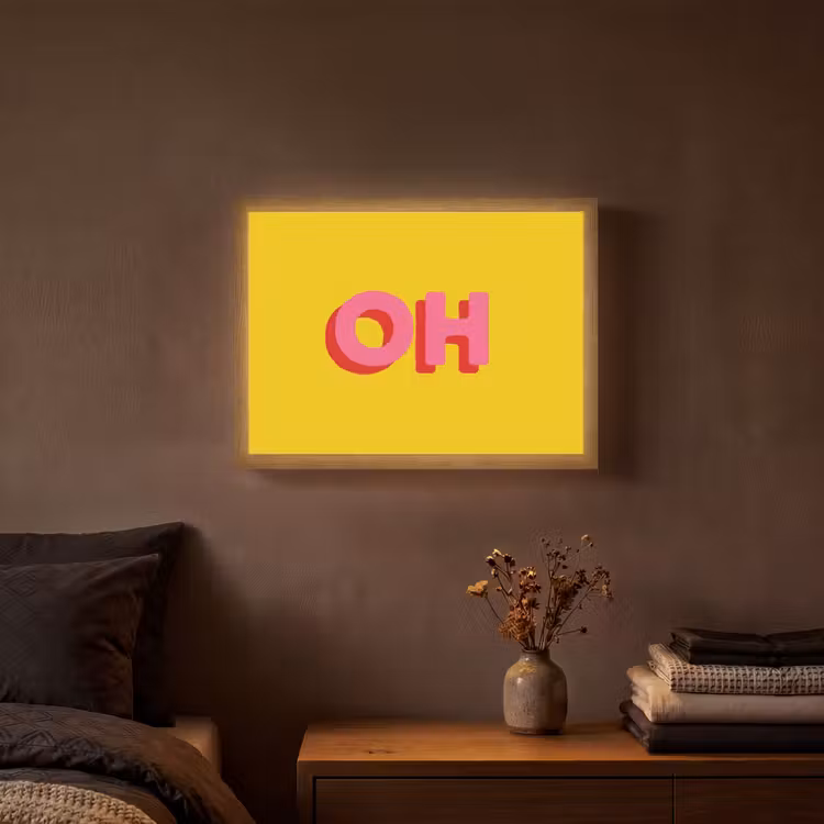 Geel - Roze - Oh - 3D Light Box met batterij (Wandlamp) middel -sfeer4
