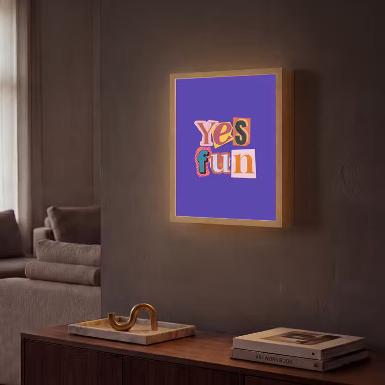 Yes fun - Kleurrijk - Collage-stijl Light Box met batterij (Wandlamp) middel -sfeer1