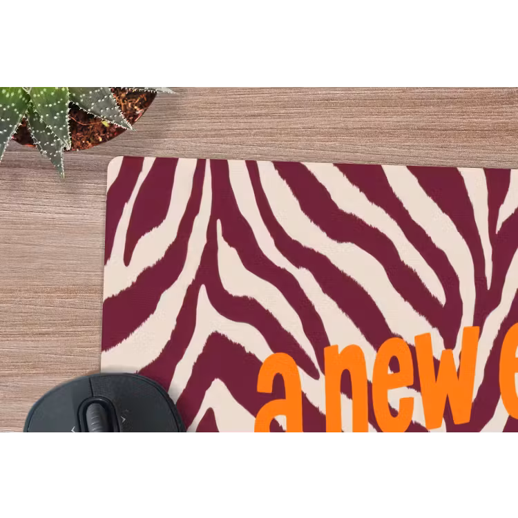 New era - Bordeaux - Zebraprint muismat rubber klein -closeup