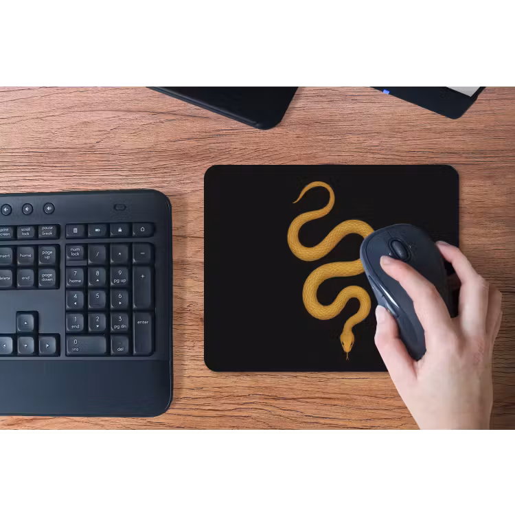 Slang - Minimalistisch - Goud muismat rubber klein -toetsenbord