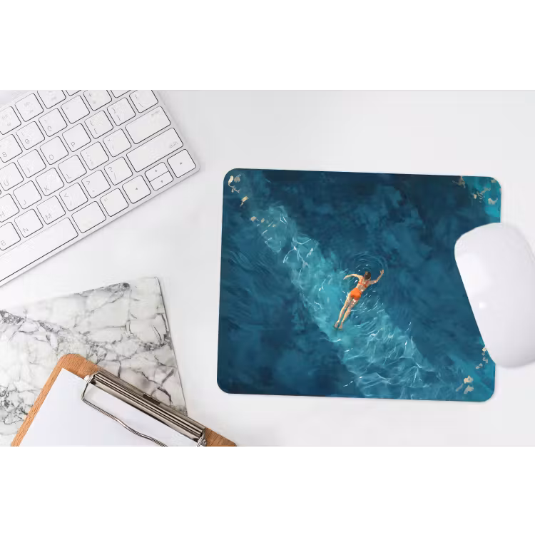 Vrouw - Water - Bikini - Oranje muismat rubber klein -witbureau
