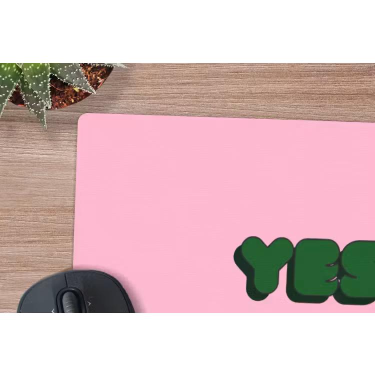 Yes fun - Groen - Roze muismat rubber klein -closeup