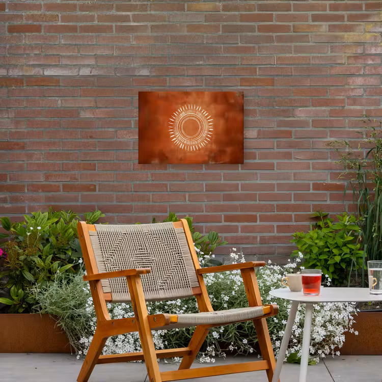 Abstract - Lijnen - Zonnestralen - Roodbruin Tuinposter op houten frame 2 cm dik klein -sfeer3