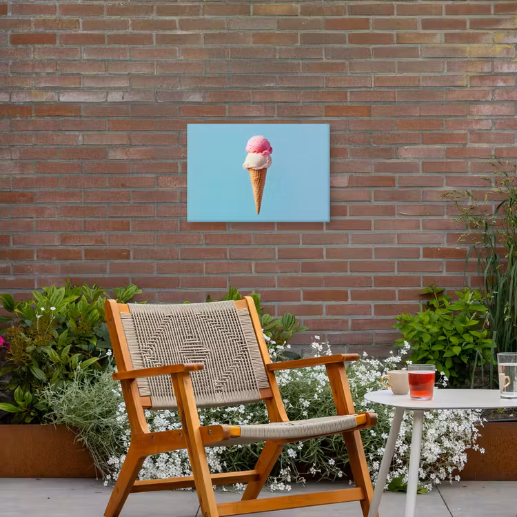 Bolletjes - Schepijs - Hoorntje - Blauw Tuinposter op houten frame 2 cm dik klein -sfeer3