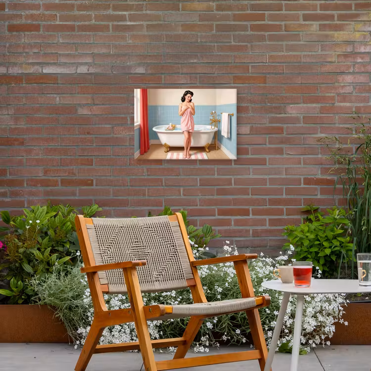 Badkamer - Vrouw - Roze Tuinposter op houten frame 2 cm dik klein -sfeer3