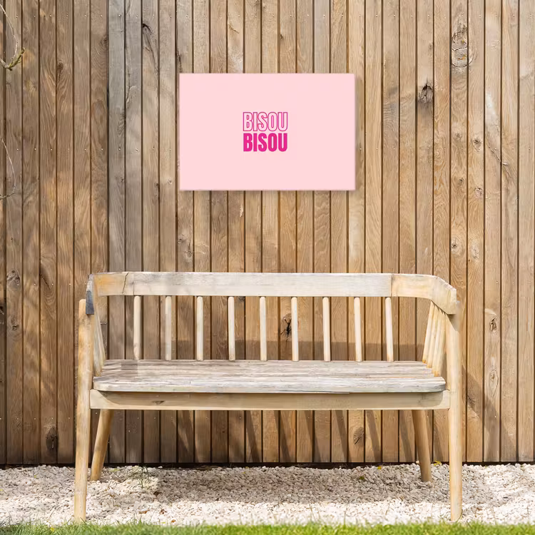Bisou - Roze - Minimalistisch Tuinposter op houten frame 2 cm dik klein -sfeer4