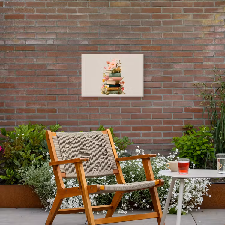 Boeken - Stapel - Bloemen - Kleurrijk Tuinposter op houten frame 2 cm dik klein -sfeer3