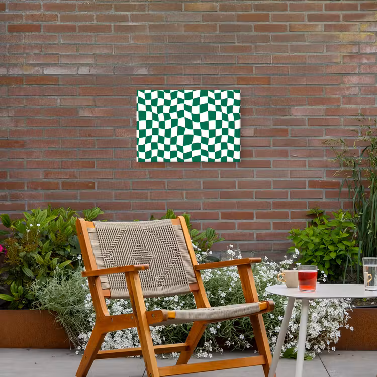 Schaakbord - Golvend - Groen Tuinposter op houten frame 2 cm dik klein 845 -sfeer3