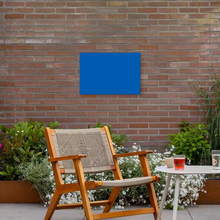 Classic - Azure - Blauw Tuinposter op houten frame 2 cm dik klein 845 -sfeer3