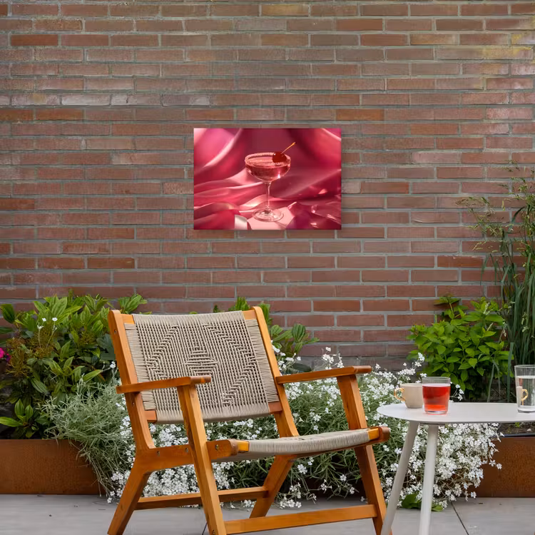 Cocktail - Pink - Luxe Tuinposter op houten frame 2 cm dik klein -sfeer3