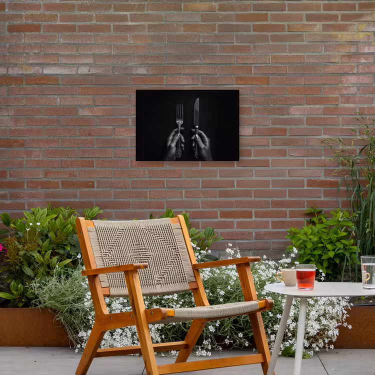 Bestek - Zwart - Wit Tuinposter op houten frame 2 cm dik klein -sfeer3