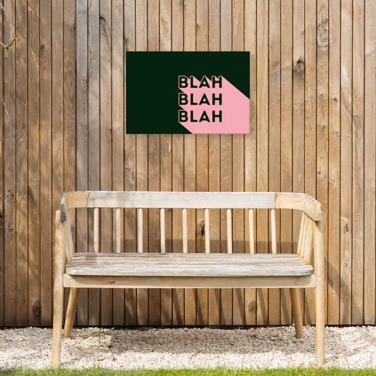 Donkergroen - Tekst - Schaduw - Grafisch Tuinposter op houten frame 2 cm dik klein -sfeer4