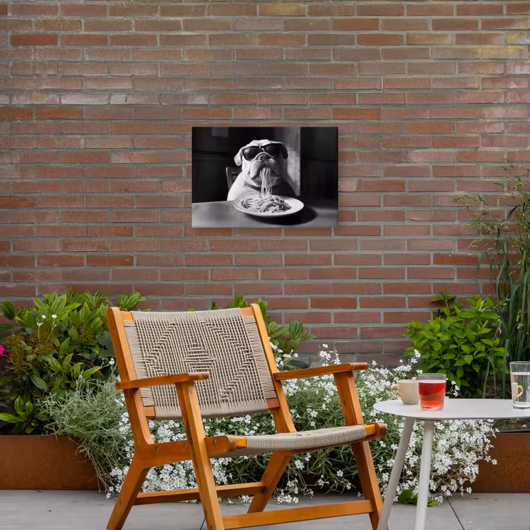 Hond - Bulldog - Pasta - Bril - Stoer - Dieren Tuinposter op houten frame 2 cm dik klein -sfeer3