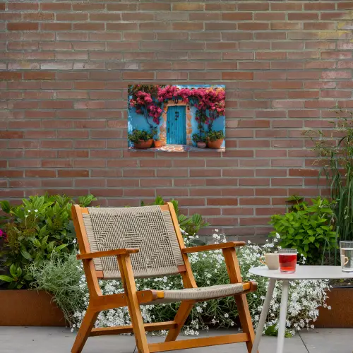 Deur - Hout - Bloemen - Blauw Tuinposter op houten frame 2 cm dik klein -sfeer3