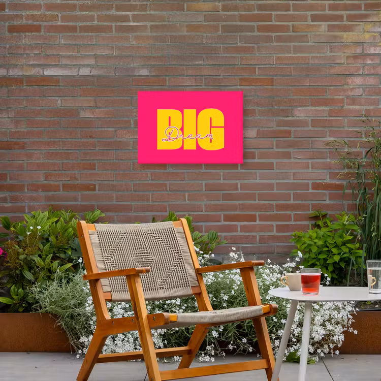 Dream big - Roze - Geel - Minimalistisch Tuinposter op houten frame 2 cm dik klein -sfeer3