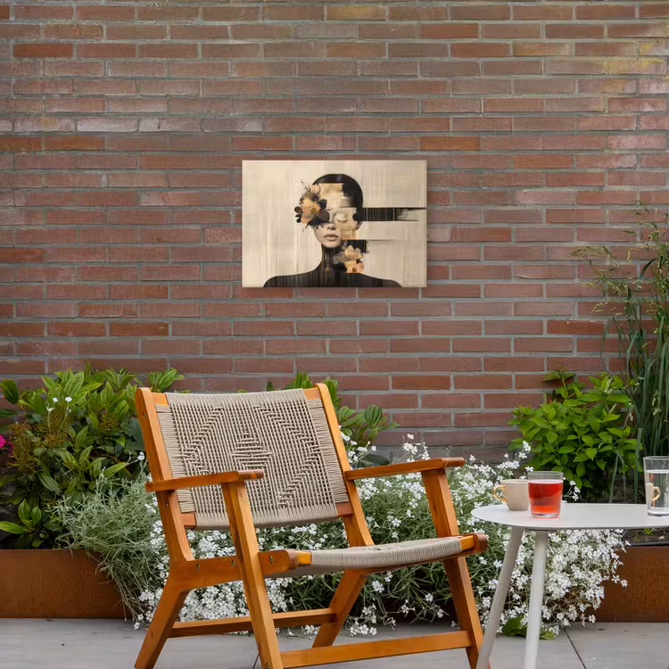 Gezicht - Bloemen - Zwart - Vrouw Tuinposter op houten frame 2 cm dik klein -sfeer3