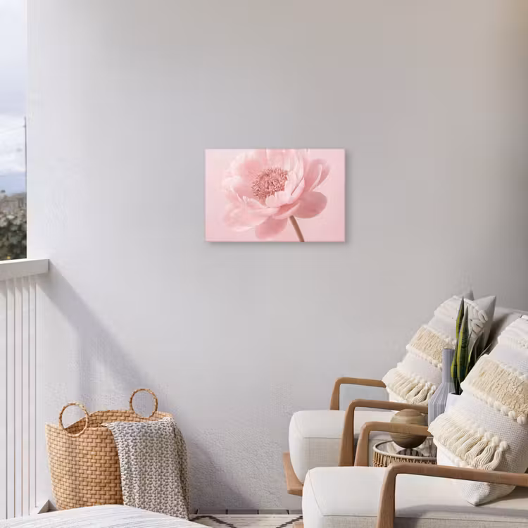Bloem - Pioenroos - Roze Tuinposter op houten frame 2 cm dik klein -sfeer1
