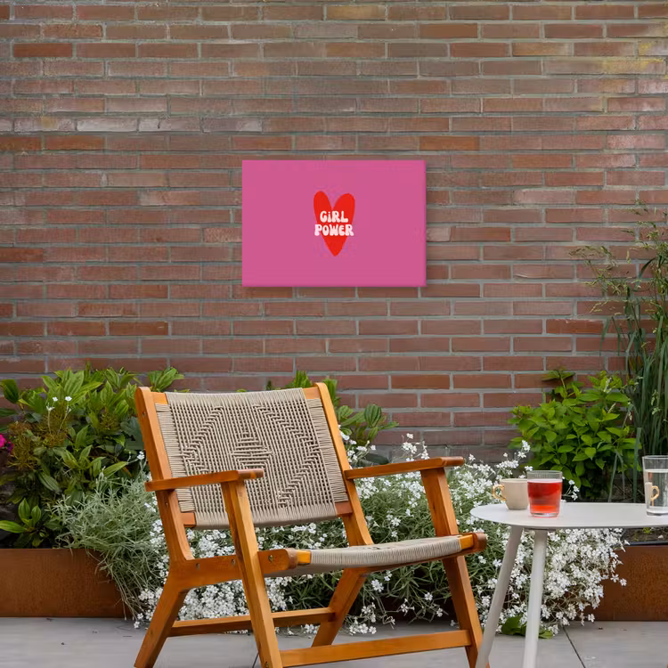 Girl power - Hart - Roze - Rood Tuinposter op houten frame 2 cm dik klein -sfeer3