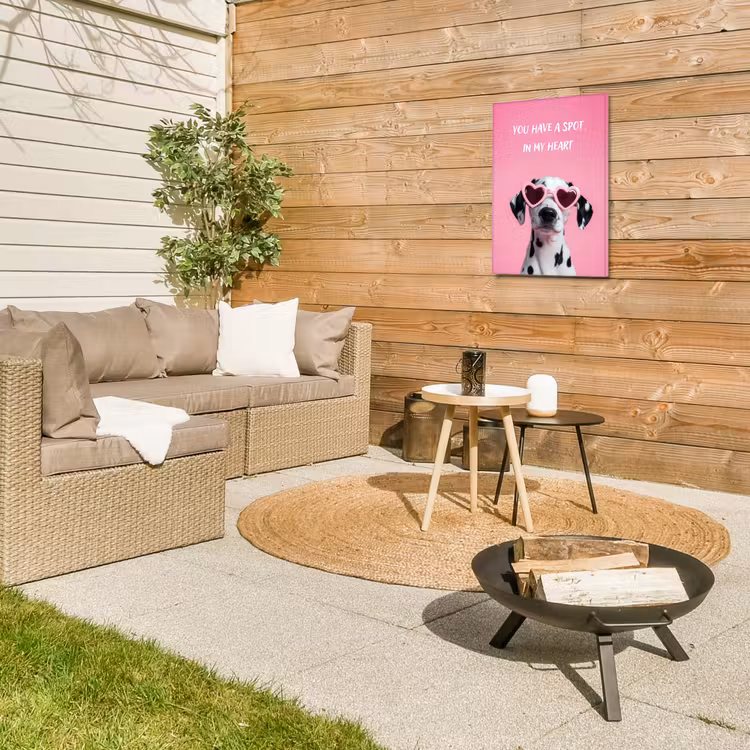Hartjes - Hond - Valentijn - Roze Tuinposter op houten frame 2 cm dik klein -sfeer2