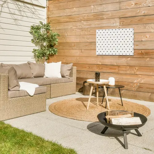 Hexagon - Patroon - Hartjes - Beige Tuinposter op houten frame 2 cm dik klein 845 -sfeer2
