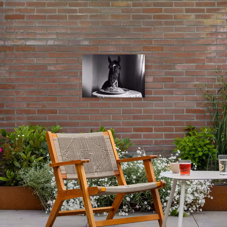 Paard - Bord - Pasta - Tafelkleed - Zwart Wit - Dieren Tuinposter op houten frame 2 cm dik klein -sfeer3