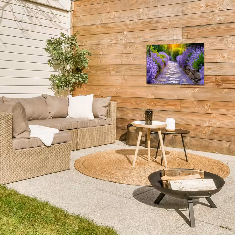 Lavendelpad bij zonsondergang Tuinposter op houten frame 2 cm dik klein -sfeer2