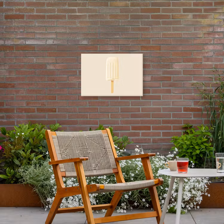 Minimalistisch - Waterijsje - Stokje - Beige Tuinposter op houten frame 2 cm dik klein -sfeer3