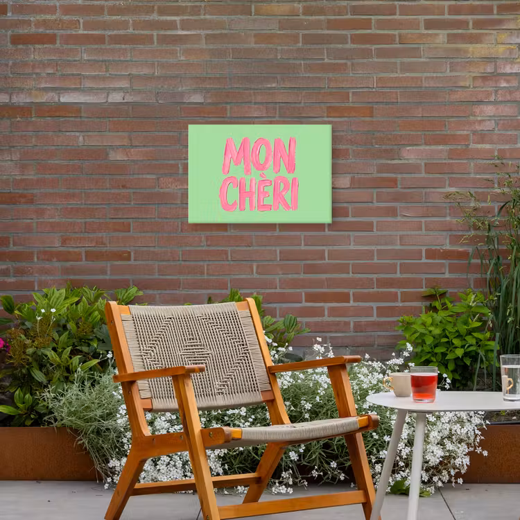 Mon cheri - Groen - Roze Tuinposter op houten frame 2 cm dik klein -sfeer3