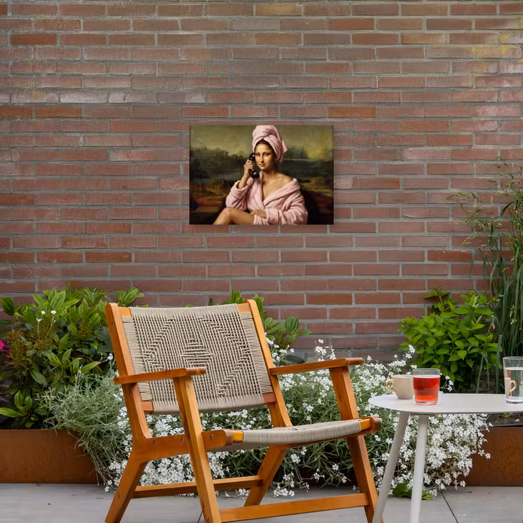 Mona - Klassiek - Roze Tuinposter op houten frame 2 cm dik klein -sfeer3