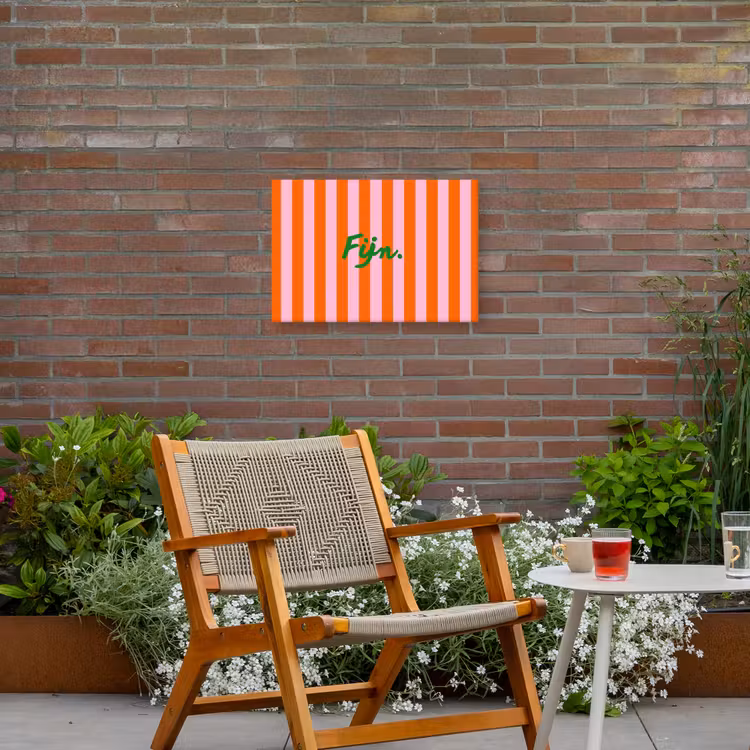 Patroon - Oranje - Fijn - Strepen Tuinposter op houten frame 2 cm dik klein -sfeer3