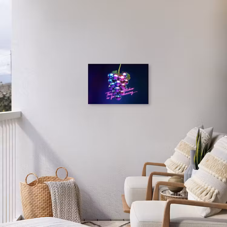 Quote - Neon - Disco - Druiven Tuinposter op houten frame 2 cm dik klein -sfeer1